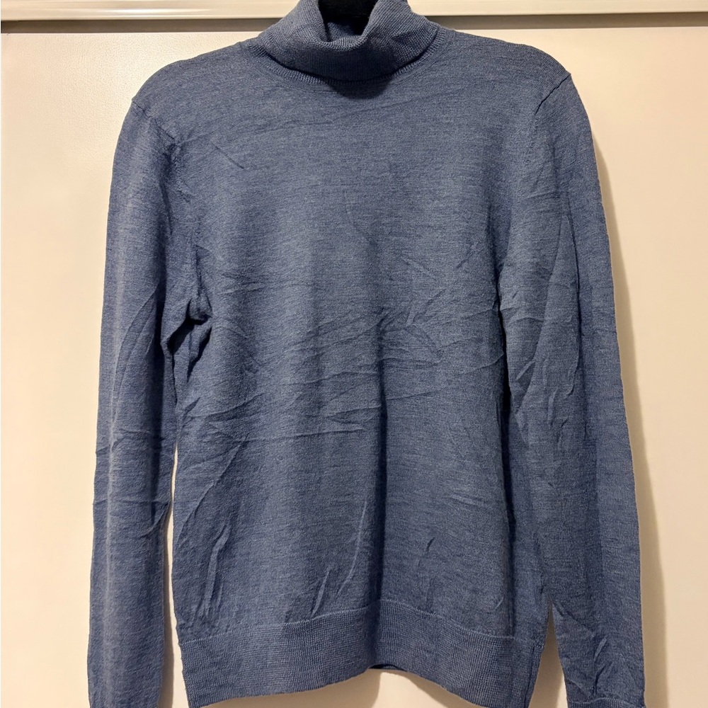 100 Percent Merino Wool Elegant Blue Turtleneck Sweater for Women